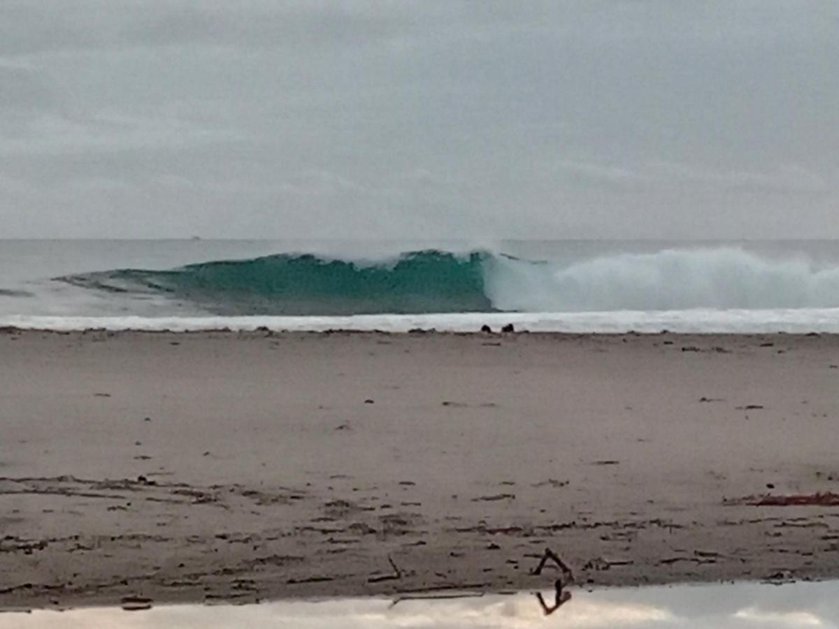 Rumah Nalu Surf Camp Krui Eksteriør bilde