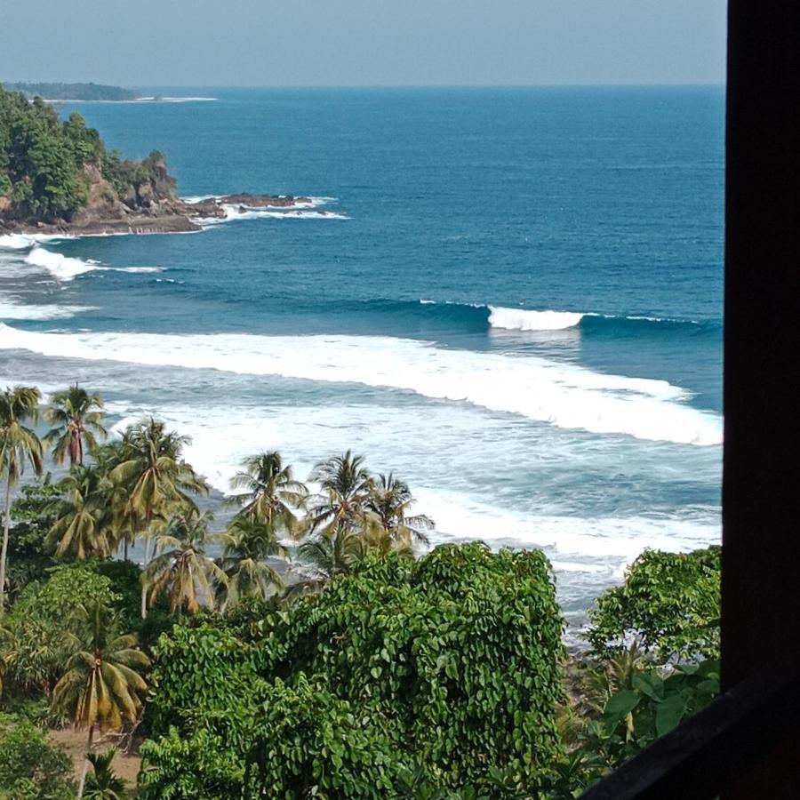 Rumah Nalu Surf Camp Krui Eksteriør bilde